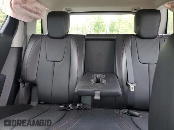 2015 GMC Terrain Denali z VIN 2GKFLZE30F6427420, wystawiony jako Copart lot #56643175 z przebiegiem 28 682 mil mil oraz Czysty tytuł • Clean title. Historia ofert i sprzedaży dostępna na DreamBid. Obrazek 10.