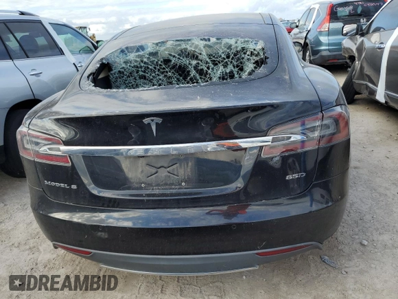 2016 Tesla Model S 90D с VIN 5YJSA1E27GF125739, выставлен на аукционе Copart как лот 75074624 с пробегом Не указан миль и Списание • Salvage title. История ставок и продаж доступна на DreamBid. Изображение 6.