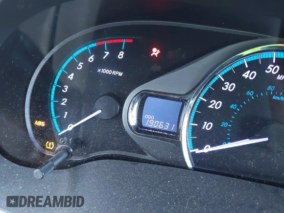 2011 Toyota Sienna XLE AAS with VIN 5TDYK3DC3BS100192, listed as a IAAI auction lot 41874537 with 190,631 mi miles and . Bid and sale history available at DreamBid. Image 15.