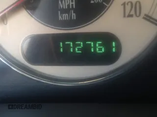 2002 Chrysler Town & Country LXi with VIN 2C4GP54L62R630349, listed as a IAAI auction lot 40870522 with 172,761 mi miles. Bid and sale history available at carsss.com. Image 7.