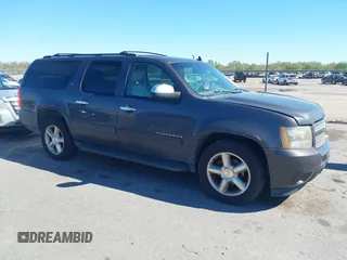 2011 Chevrolet Suburban LT with VIN 1GNSCJE03BR255374, listed as a IAAI auction lot 41826513 with 279,698 mi miles. Bid and sale history available at carsss.com. Image 13.