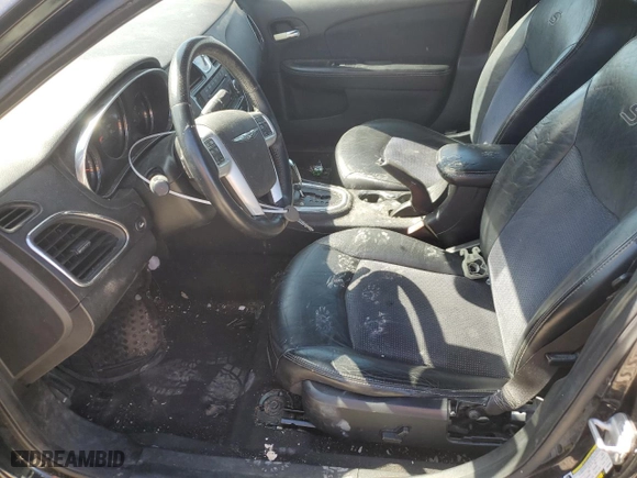 2013 Chrysler 200 Limited with VIN 1C3CCBCG2DN501865, listed as a Copart auction lot 61348954 with 0 mi miles and Salvage Title. Bid and sale history available at carsss.com. Image 7.