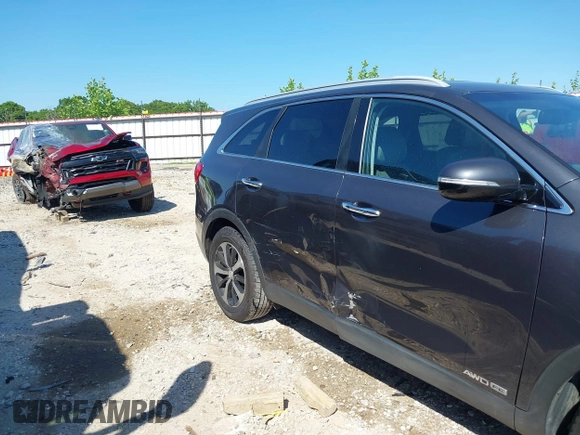 2016 Kia Sorento EX with VIN 5XYPHDA52GG158367, listed as a IAAI auction lot 42205813 with 188,654 mi miles and . Bid and sale history available at DreamBid. Image 6.