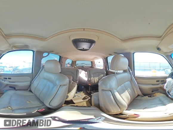 2000 Chevrolet Suburban LT with VIN 3GNFK16T7YG202151, listed as a Copart auction lot 60194814 with 0 mi miles and Salvage Title. Bid and sale history available at carsss.com. Image 14.