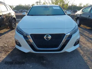 2019 Nissan Altima 2.5 Platinum with VIN 1N4BL4FV3KC116794, listed as a IAAI auction lot 41779270 with 89,086 mi miles. Bid and sale history available at carsss.com. Image 12.