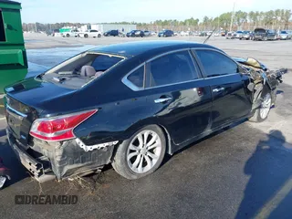 2014 Nissan Altima S with VIN 1N4AL3AP2EN379463, listed as a IAAI auction lot 41111740 with 49,874 mi miles and . Bid and sale history available at carsss.com. Image 4.