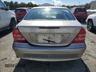 2004 Mercedes-Benz C 320 with VIN WDBRF64J54F538237, listed as a Copart auction lot 75284944 with 123,170 mi miles and Salvage Title. Bid and sale history available at DreamBid. Image 6.