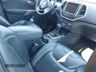 2017 Jeep Cherokee Limited with VIN 1C4PJMDBXHW636173, listed as a IAAI auction lot 41839296 with 92,468 mi miles and . Bid and sale history available at DreamBid. Image 5.