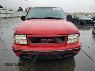 1998 GMC Jimmy SLE with VIN 1GKDT13W1W2508350, listed as a Copart auction lot 77904394 with 175,000 mi miles and Salvage Title. Bid and sale history available at carsss.com. Image 5.