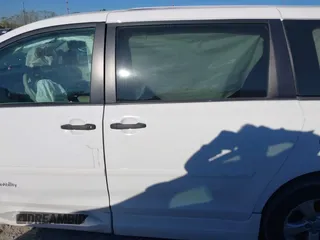 2012 Toyota Sienna with VIN 5TDZK3DC7CS270240, listed as a IAAI auction lot 40539452 with 92,738 mi miles. Bid and sale history available at carsss.com. Image 14.