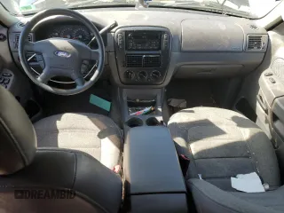 2003 Ford Explorer XLS z VIN 1FMZU72K33UA43808, wystawiony jako Copart lot #53846885 z przebiegiem 129 620 mil mil oraz Czysty tytuł • Clean title. Historia ofert i sprzedaży dostępna na DreamBid. Obrazek 8.