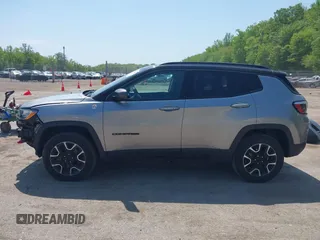 2021 Jeep Compass Trailhawk z VIN 3C4NJDDB7MT590390, wystawiony jako IAAI lot #42163205 z przebiegiem 70 551 mil mil oraz . Historia ofert i sprzedaży dostępna na DreamBid. Obrazek 15.