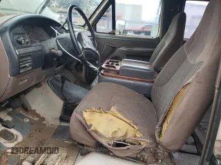 1992 Ford F-250 with VIN 1FTHX26M6NKA32015, listed as a Copart auction lot 87720755 with 226,056 mi miles and Salvage Title. Bid and sale history available at carsss.com. Image 7.