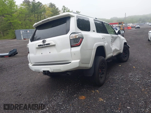 2024 Toyota 4Runner SR5 with VIN JTEMU5JR1R6307408, listed as a IAAI auction lot 42168575 with 8,012 mi miles and . Bid and sale history available at DreamBid. Image 4.
