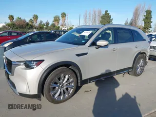2024 Mazda CX-90 3.3 Turbo Premium Plus with VIN JM3KKEHD0R1118202, listed as a IAAI auction lot 41954825 with 9,685 mi miles. Bid and sale history available at carsss.com. Image 17.