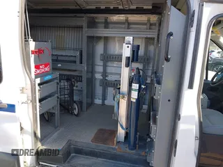2018 Ford Transit with VIN 1FTBW2CM3JKA27829, listed as a IAAI auction lot 41989093 with 148,187 mi miles. Bid and sale history available at carsss.com. Image 8.