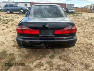 1998 Honda Accord LX с VIN 1HGCG5641WA250965, выставлен на аукционе IAAI как лот 42197053 с пробегом 294 770 миль миль и . История ставок и продаж доступна на DreamBid. Изображение 4.