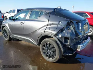 2020 Toyota C-HR LE with VIN JTNKHMBX3L1088426, listed as a IAAI auction lot 41477185 with 14,731 mi miles. Bid and sale history available at carsss.com. Image 3.