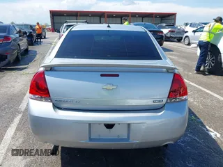 2013 Chevrolet Impala LT with VIN 2G1WG5E38D1133436, listed as a IAAI auction lot 41991347 with 281,776 mi miles and . Bid and sale history available at DreamBid. Image 17.