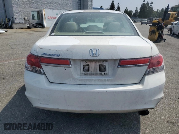2011 Honda Accord LX z VIN 1HGCP2F30BA056346, wystawiony jako Copart lot #59179175 z przebiegiem 155 307 mil mil oraz Szkoda całkowita • Salvage title. Historia ofert i sprzedaży dostępna na DreamBid. Obrazek 6.