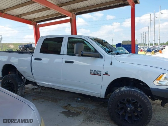 2018 Ram 2500 Tradesman with VIN 3C6UR5CL0JG121853, listed as a IAAI auction lot 41698434 with 61,443 mi miles. Bid and sale history available at carsss.com. Image 14.