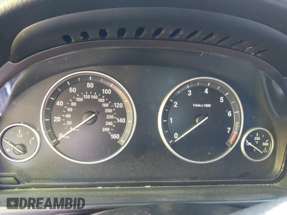 2014 BMW 5 Series 535i with VIN WBA5B1C50ED484262, listed as a IAAI auction lot 41463976 with Not Provided miles. Bid and sale history available at carsss.com. Image 7.