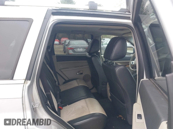 2010 Jeep Grand Cherokee Limited with VIN 1J4RR5GT5AC137889, listed as a IAAI auction lot 42182066 with 173,820 mi miles and . Bid and sale history available at DreamBid. Image 8.