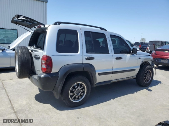 2005 Jeep Liberty Sport with VIN 1J4GK48K95W682154, listed as a Copart auction lot 52176155 with 164,743 mi miles and Salvage Title. Bid and sale history available at carsss.com. Image 3.