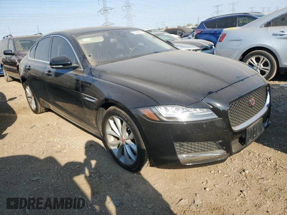 2018 Jaguar XF with VIN SAJBJ4FN4JCY55365, listed as a Copart auction lot 75350454 with 50,373 mi miles and Salvage Title. Bid and sale history available at DreamBid. Image 4.