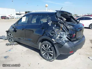 2018 Nissan Kicks SV with VIN 3N1CP5CU6JL510350, listed as a IAAI auction lot 41709428 with 110,080 mi miles. Bid and sale history available at carsss.com. Image 3.