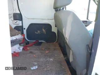 2010 Ford Transit Connect XL с VIN NM0LS7AN5AT029940, выставлен на аукционе IAAI как лот 41786886 с пробегом 32 656 миль миль и . История ставок и продаж доступна на DreamBid. Изображение 8.