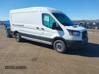 2019 Ford Transit z VIN 1FTYR2CM6KKB24493, wystawiony jako IAAI lot #41724796 z przebiegiem 193 569 mil mil oraz . Historia ofert i sprzedaży dostępna na DreamBid. Obrazek 1.