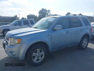2008 Ford Escape Hybrid с VIN 1FMCU59H08KE47320, выставлен на аукционе IAAI как лот 42520315 с пробегом 278 075 миль миль и . История ставок и продаж доступна на DreamBid. Изображение 6.