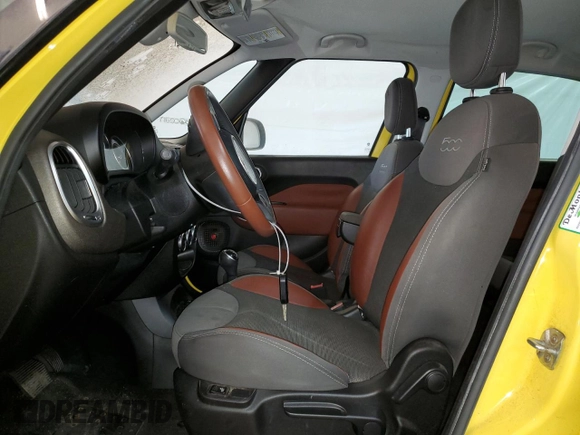 2014 FIAT 500L Trekking with VIN ZFBCFADH4EZ018699, listed as a Copart auction lot 75548304 with 63,558 mi miles and Clean Title. Bid and sale history available at carsss.com. Image 7.