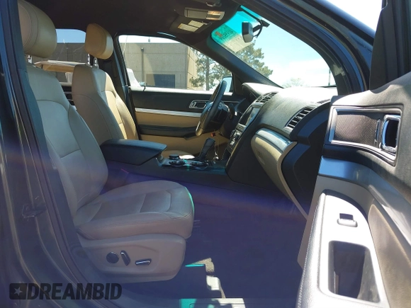 2016 Ford Explorer XLT z VIN 1FM5K8D88GGB19068, wystawiony jako IAAI lot #41855109 z przebiegiem 106 605 mil mil oraz . Historia ofert i sprzedaży dostępna na DreamBid. Obrazek 5.