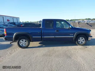 2000 Chevrolet Silverado 1500 LS with VIN 2GCEC19T6Y1319371, listed as a IAAI auction lot 42056328 with 177,762 mi miles. Bid and sale history available at carsss.com. Image 15.