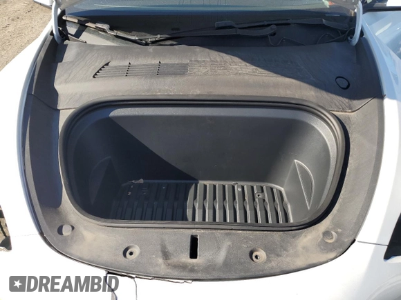 2020 Tesla Model Y Long Range with VIN 5YJYGDEE2LF041925, listed as a Copart auction lot 47092675 with 75,871 mi miles and Salvage Title. Bid and sale history available at DreamBid. Image 12.