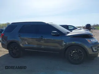 2017 Ford Explorer XLT with VIN 1FM5K8D89HGB29061, listed as a IAAI auction lot 42133475 with 121,086 mi miles and . Bid and sale history available at DreamBid. Image 14.