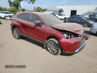 2022 Toyota Venza LE with VIN JTEAAAAH1NJ093734, listed as a Copart auction lot 72231534 with 81,674 mi miles and Salvage Title. Bid and sale history available at carsss.com. Image 4.