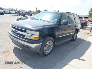 2005 Chevrolet Tahoe LS with VIN 1GNEC13V75R229280, listed as a IAAI auction lot 42218825 with 294,879 mi miles and . Bid and sale history available at DreamBid. Image 2.