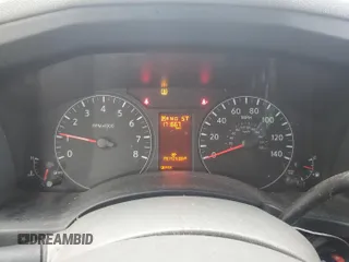 2018 Nissan NV Cargo S z VIN 1N6BF0KYXJN805015, wystawiony jako IAAI lot #42403871 z przebiegiem 171 667 mil mil oraz . Historia ofert i sprzedaży dostępna na DreamBid. Obrazek 17.