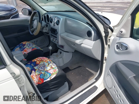 2006 Chrysler PT Cruiser with VIN 3A4FY48B66T200743, listed as a IAAI auction lot 42087021 with 220,393 mi miles. Bid and sale history available at carsss.com. Image 5.