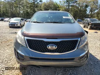2015 Kia Sportage LX z VIN KNDPB3AC9F7696912, wystawiony jako Copart lot #49886235 z przebiegiem 178 324 mil mil oraz Szkoda całkowita • Salvage title. Historia ofert i sprzedaży dostępna na DreamBid. Obrazek 5.