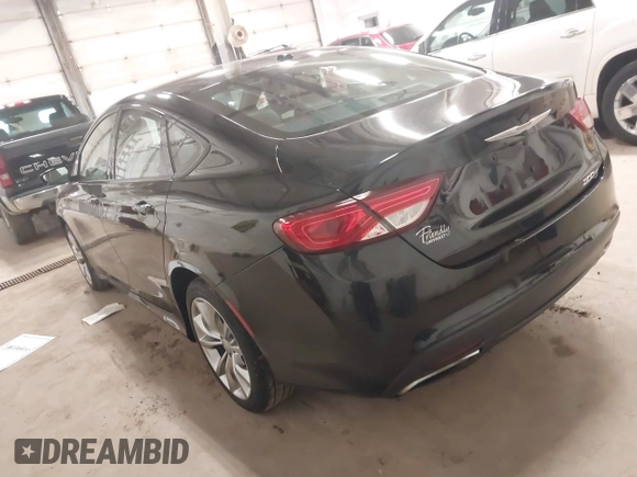 2015 Chrysler 200 S with VIN 1C3CCCBBXFN557664, listed as a IAAI auction lot 41933511 with 97,017 mi miles. Bid and sale history available at carsss.com. Image 3.