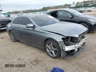 2017 Mercedes-Benz E 300 Luxury with VIN WDDZF4KB2HA236351, listed as a IAAI auction lot 42054126 with 102,340 mi miles and . Bid and sale history available at DreamBid. Image 1.