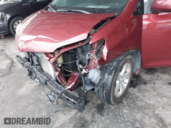 2016 Toyota Sienna LE AAS with VIN 5TDKK3DC0GS760526, listed as a IAAI auction lot 42424888 with 102,036 mi miles and . Bid and sale history available at DreamBid. Image 16.