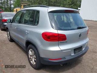 2016 Volkswagen Tiguan S with VIN WVGBV7AX1GW523335, listed as a IAAI auction lot 42091690 with 165,495 mi miles and . Bid and sale history available at DreamBid. Image 3.