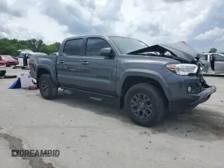 2022 Toyota Tacoma SR with VIN 3TYAX5GN9NT038043, listed as a Copart auction lot 55555025 with 31,648 mi miles and Salvage title. Bid and sale history available at DreamBid. Image 4.