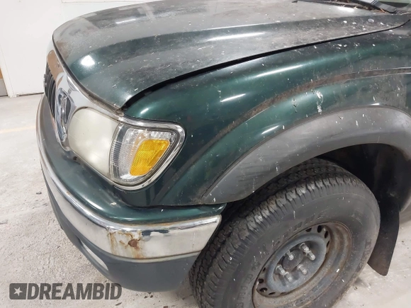 2003 Toyota Tacoma with VIN 5TEWN72N03Z166634, listed as a IAAI auction lot 41987641 with Not Provided miles. Bid and sale history available at carsss.com. Image 6.