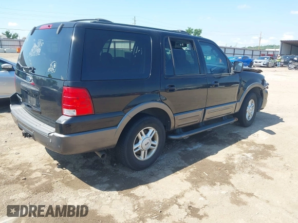 2004 Ford Expedition Special Service with VIN 1FMPU15L84LB52488, listed as a IAAI auction lot 42234558 with 251,440 mi miles and . Bid and sale history available at DreamBid. Image 4.